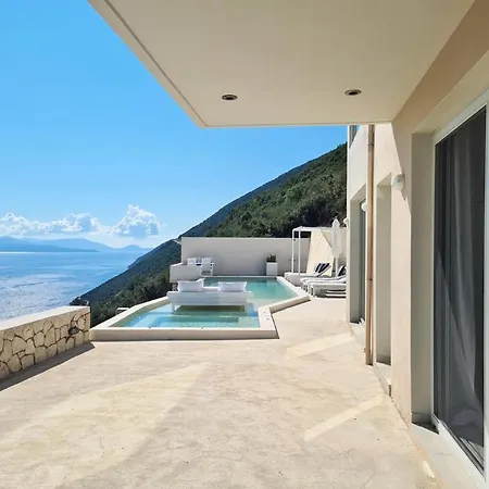 Koru Lefkada וילה ואסיליקי