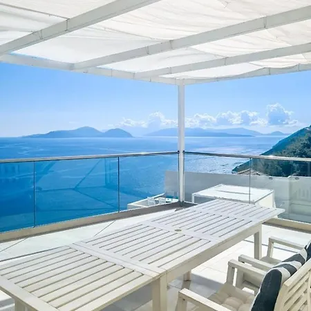Koru Lefkada Василики