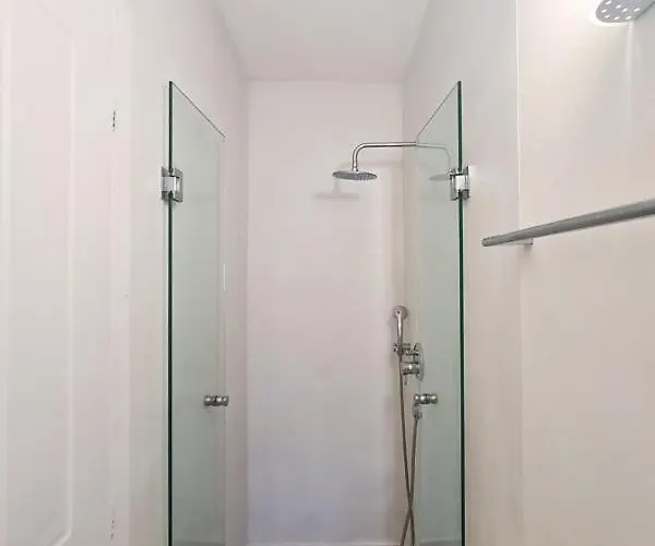 Koru Lefkada * Vasiliki (Lefkada)